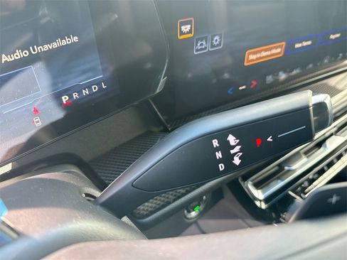 New 2026 Chevrolet Traverse High Country image 23