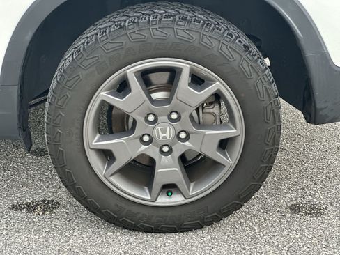 Used 2024 Honda Passport TrailSport image 12