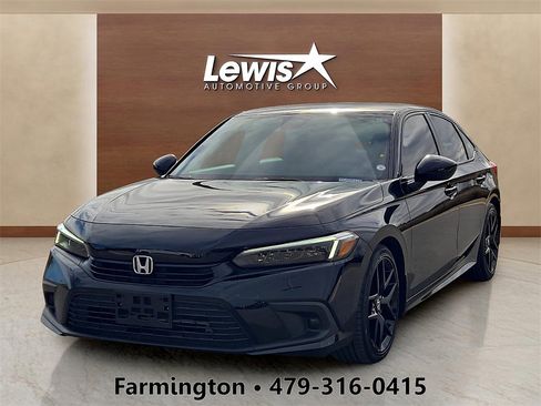 Used 2022 Honda Civic Sport image 1