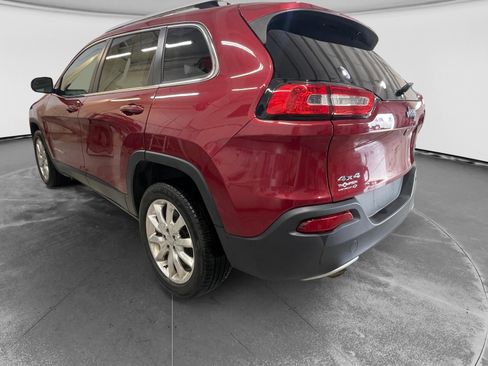 Used 2017 Jeep Cherokee Limited AWD/4WD image 3