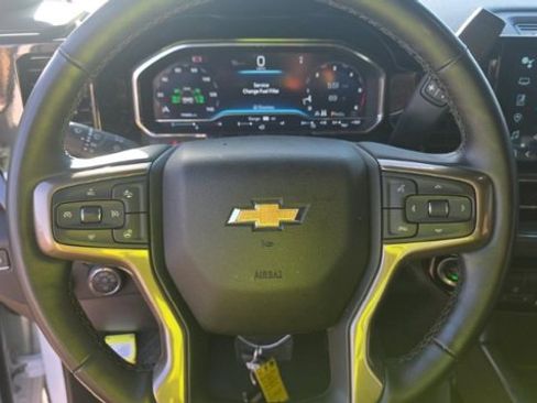 Used 2024 Chevrolet Silverado 3500 High Country image 10