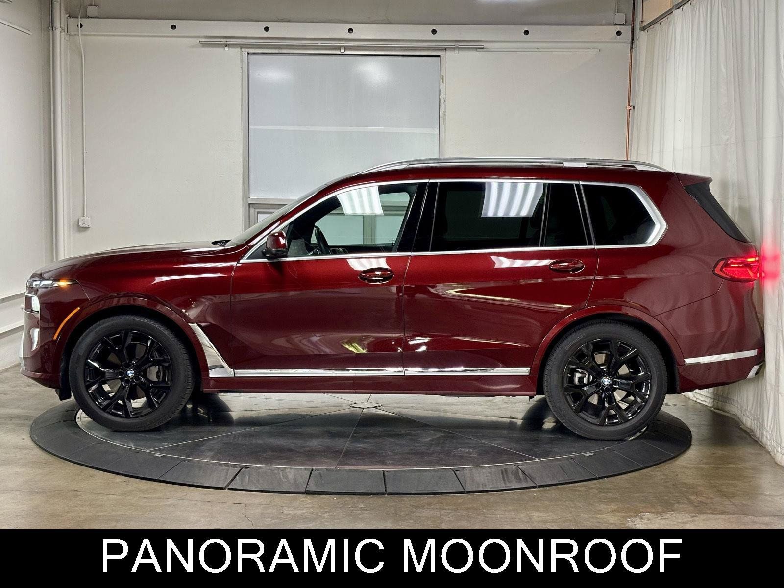 Used 2025 BMW X7 xDrive40i AWD/4WD image 6