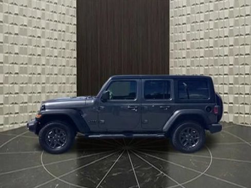 Certified 2022 Jeep Wrangler Unlimited Sport AWD/4WD image 11