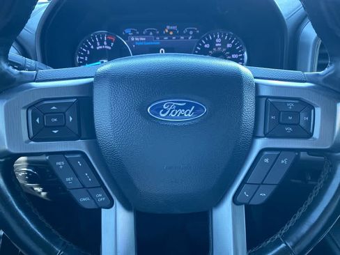 Used 2019 Ford Expedition Platinum image 13