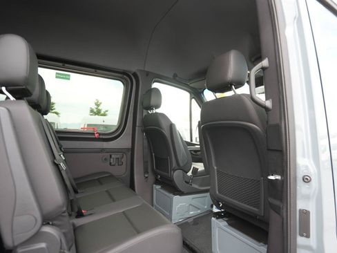 New 2026 Mercedes-Benz Sprinter 2500 image 10