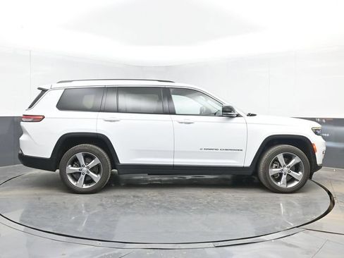 Used 2021 Jeep Grand Cherokee L Limited AWD/4WD image 11