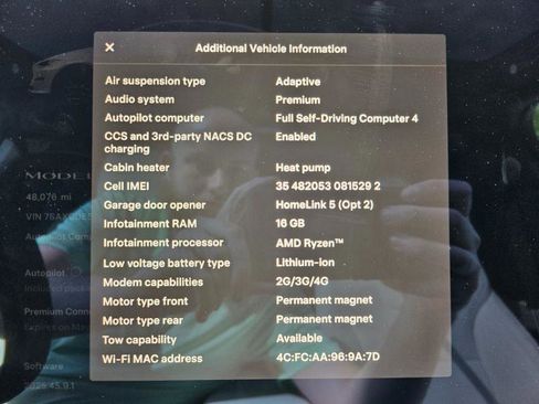 Used 2023 Tesla Model X image 4