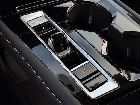 New 2026 Volkswagen Atlas SE image 15