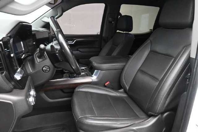 Used 2023 GMC Sierra 1500 SLT w/ SLT Premium Package AWD/4WD image 24