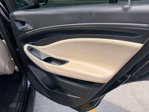 Used 2017 Buick Envision Premium AWD/4WD image 38
