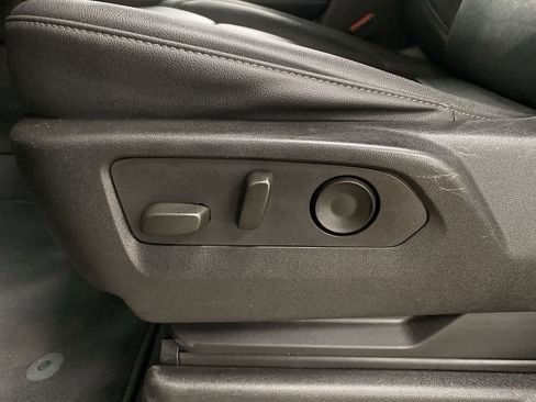 Used 2023 Chevrolet Tahoe LT image 14