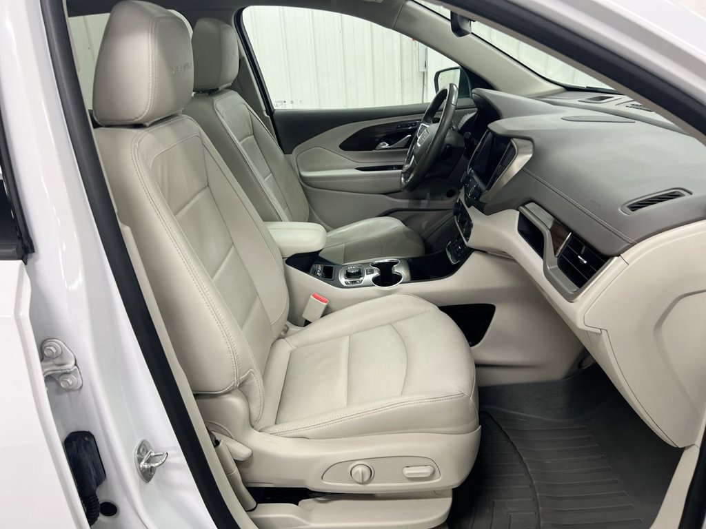 Used 2019 GMC Terrain Denali w/ Advanced Safety Package AWD/4WD image 23