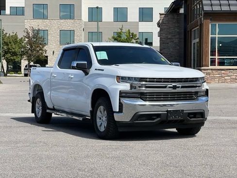 Used 2021 Chevrolet Silverado 1500 LT w/ Convenience Package II AWD/4WD image 1