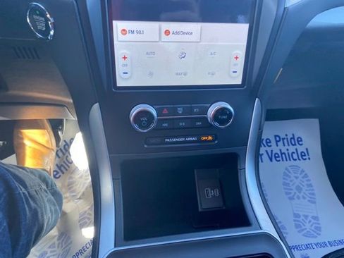 New 2024 Ford Edge SE image 22