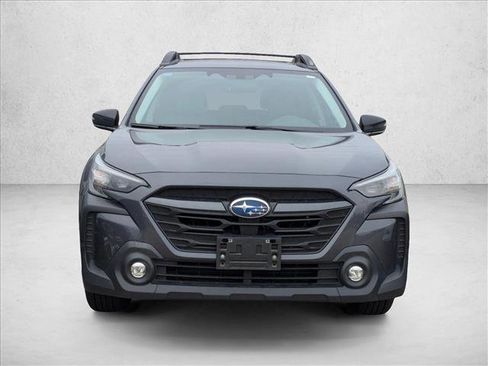 Used 2023 Subaru Outback Premium image 2