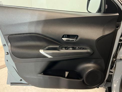 Used 2021 Nissan Kicks SV image 14