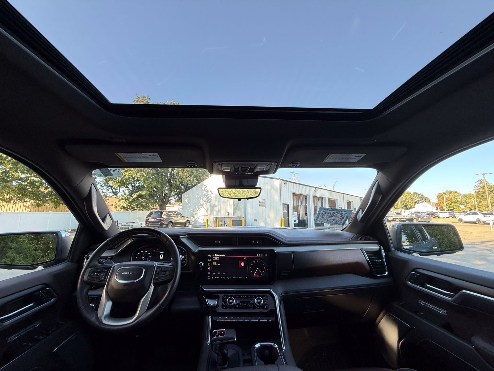 Used 2025 GMC Sierra 1500 Denali AWD/4WD image 27