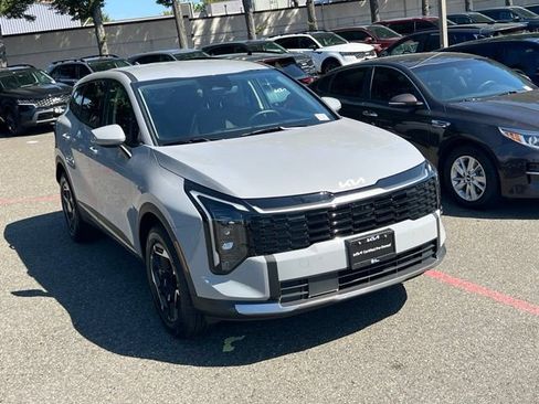 Certified 2026 Kia Sportage S AWD/4WD image 3