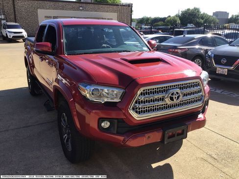 Used 2016 Toyota Tacoma TRD Sport w/ Towing Package image 6
