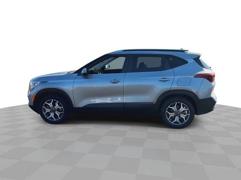 Used 2021 Kia Seltos EX image 5