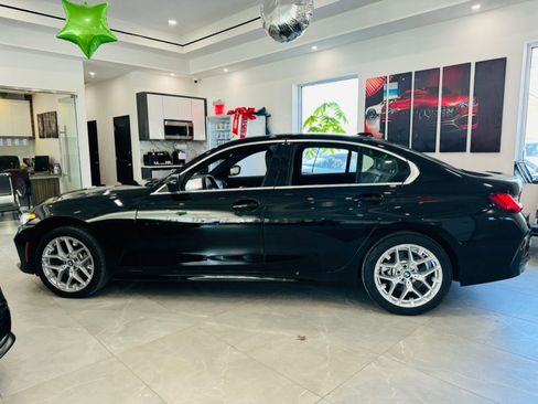 Used 2025 BMW 330i xDrive Sedan image 4