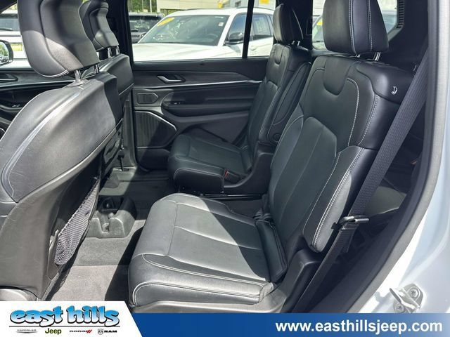 Certified 2024 Jeep Grand Cherokee L Overland w/ Luxury Tech Group IV AWD/4WD image 18