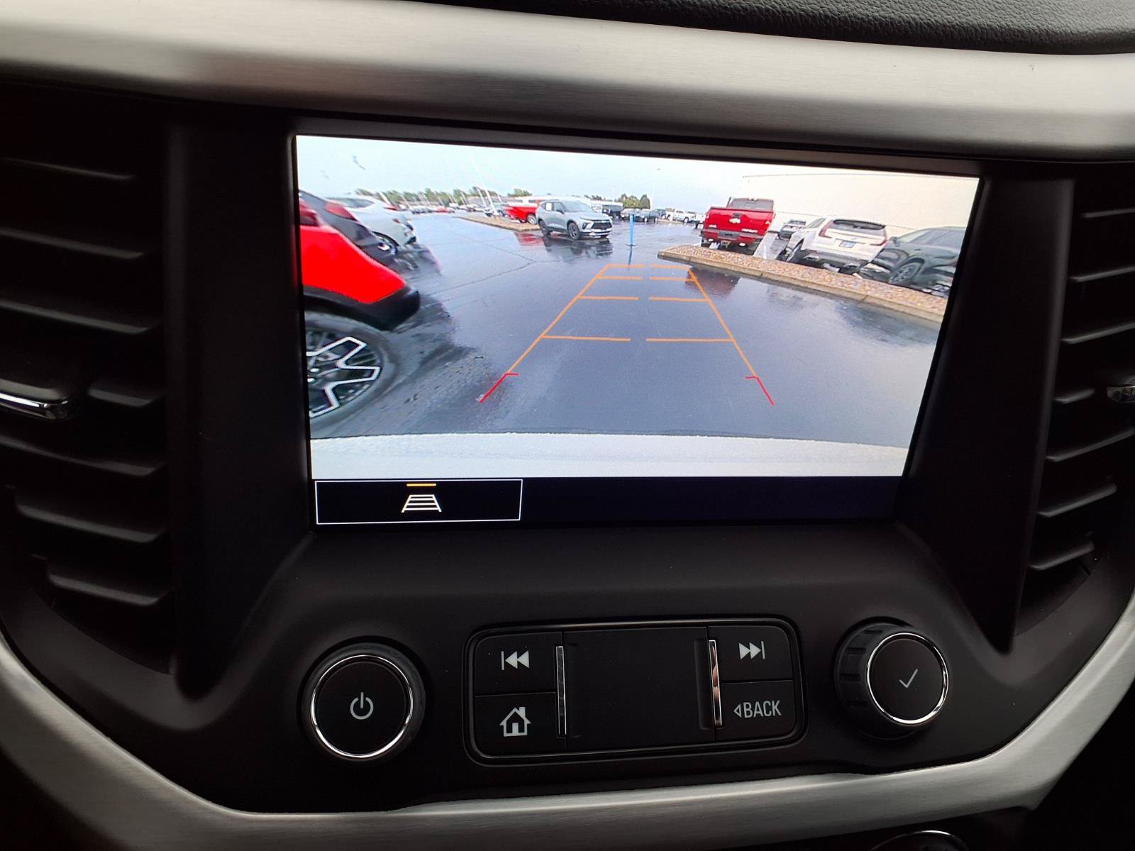Used 2023 GMC Acadia SLE w/ Driver Convenience Package AWD/4WD image 7