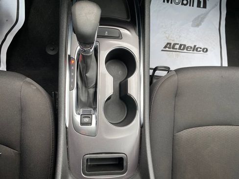 Used 2023 Chevrolet Malibu LT image 23