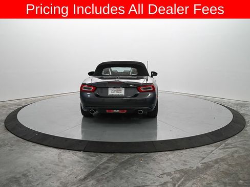 Used 2018 FIAT 124 Spider Lusso w/ Navigation & Sound Group RWD image 7