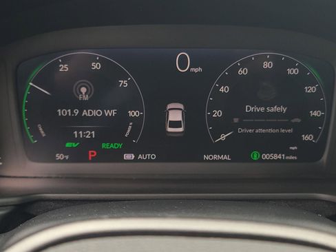 Used 2025 Honda Accord Sport image 27