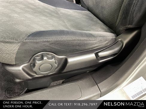 Used 2006 Honda CR-V EX image 19