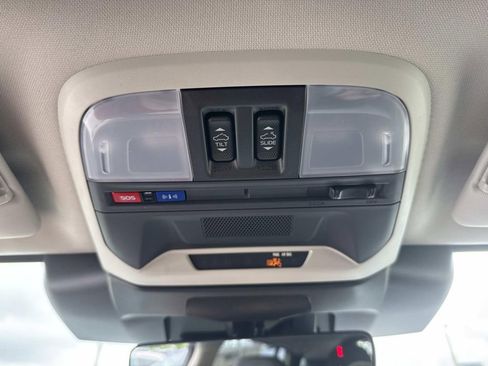 New 2026 Subaru Crosstrek 2.5i Limited w/ Crosstrek Mirror Package image 45