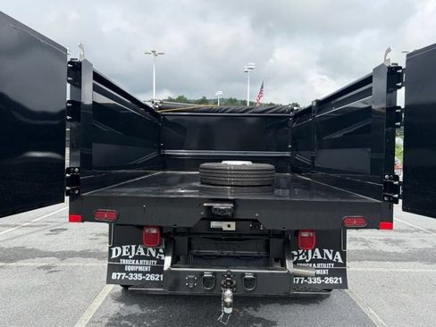 New 2026 RAM 5500 Tradesman w/ Chrome Appearance Group AWD/4WD image 7