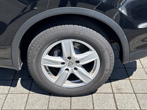 Used 2013 Porsche Cayenne Diesel AWD/4WD image 8