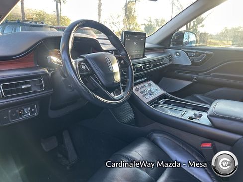 Used 2022 Lincoln Aviator Reserve w/ Equipment Group 201A image 11