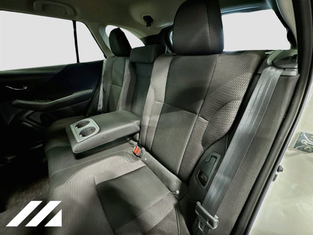 Used 2025 Subaru Outback Premium AWD/4WD image 24