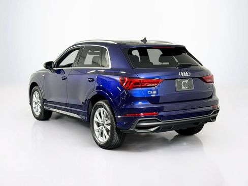 Certified 2025 Audi Q3 2.0T Premium w/ Convenience Package AWD/4WD image 3