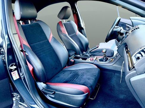 Used 2019 Subaru WRX STI AWD/4WD image 12