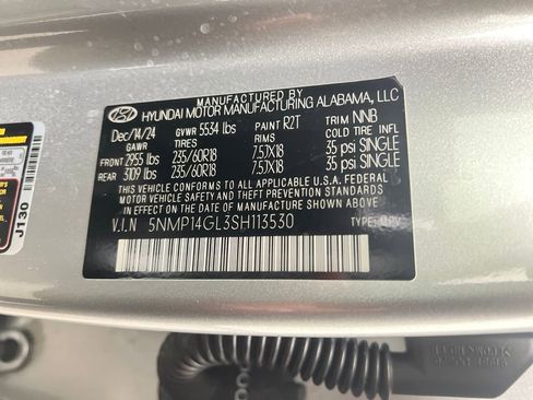 Used 2025 Hyundai Santa Fe SE image 30