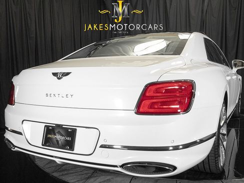 Used 2022 Bentley Flying Spur W12 AWD/4WD image 15
