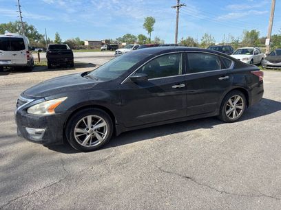 Used 2013 Nissan Altima 2.5 SV
