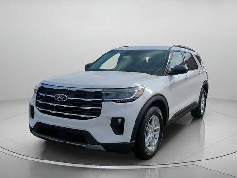 New 2026 Ford Explorer Active w/ Active Comfort Package RWD image 11