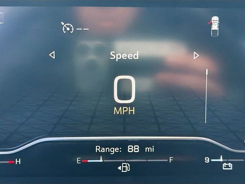 Used 2024 GMC Sierra 1500 SLT image 38