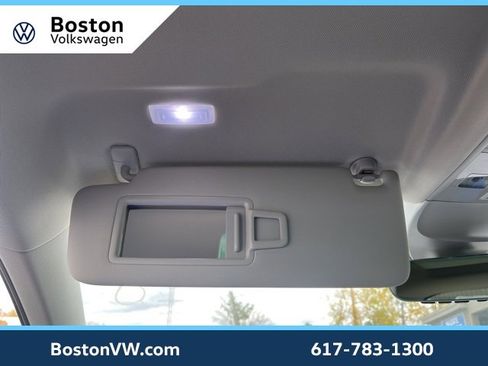 New 2025 Volkswagen Taos SEL image 24