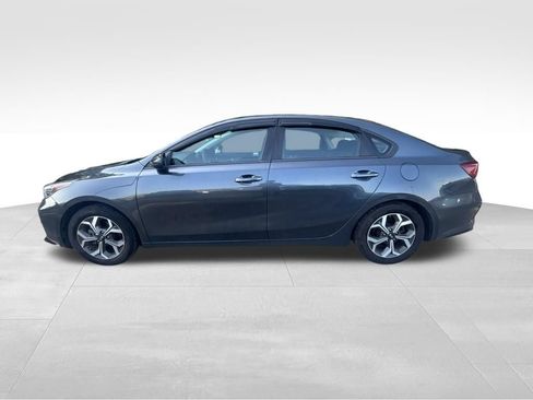 Used 2019 Kia Forte LXS FWD image 3
