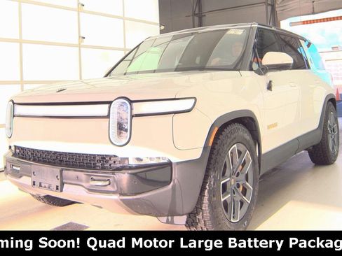 Used 2023 Rivian R1S Adventure image 1