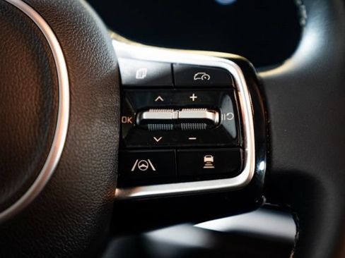Used 2024 Kia Sorento S FWD image 21