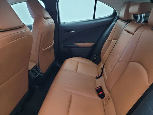 Used 2020 Lexus UX 200 200 w/ Accessory Package 2 image 18