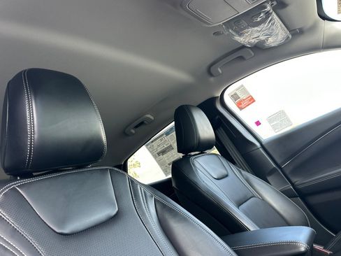 New 2025 Ford Mustang Mach-E Premium image 17