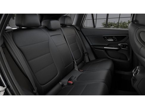 New 2026 Mercedes-Benz GLC 300 4MATIC image 5